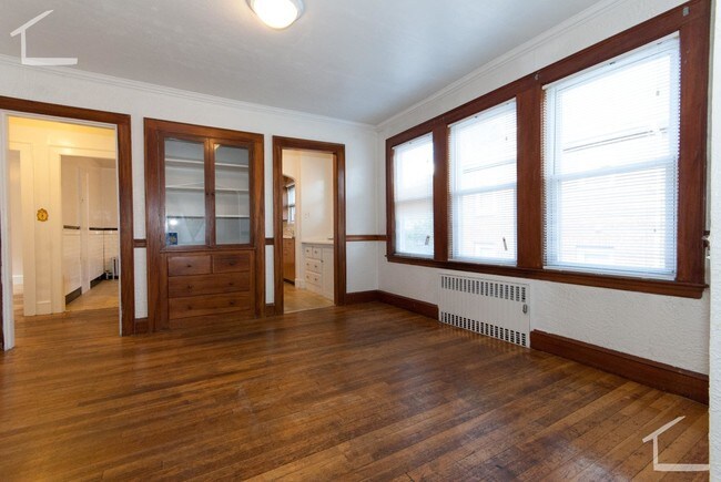 Foto del edificio - 236 Corey Rd