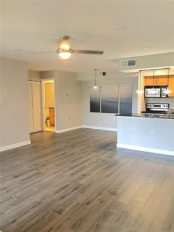 Foto del edificio - 500 Belcher Rd