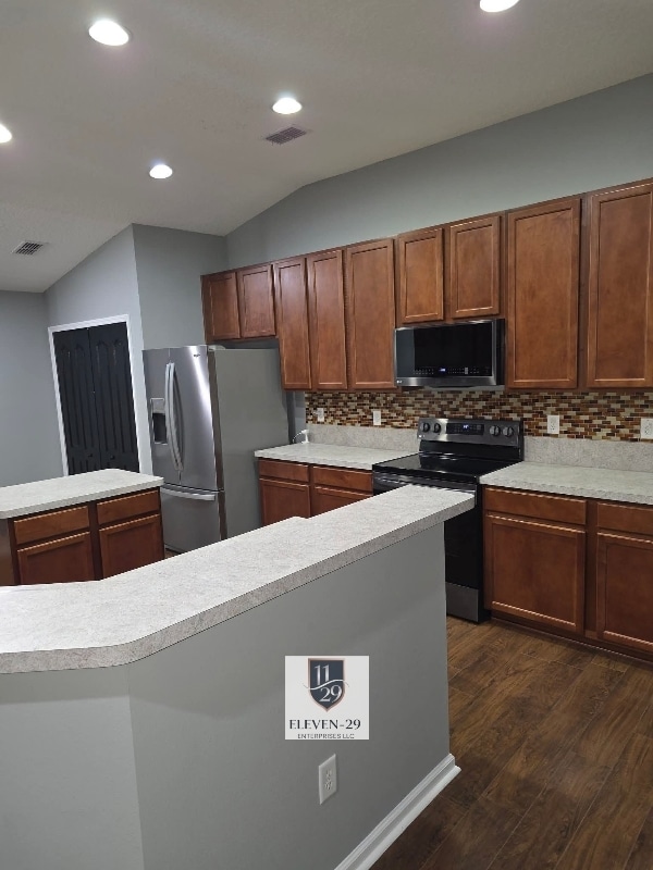 Foto del edificio - 1334 Camp Ridge Ln