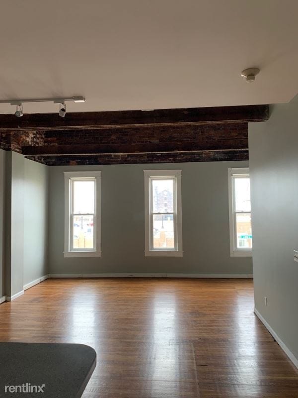 Building Photo - 1 br, 1 bath Apartment - 46 S 2nd St B Unit B