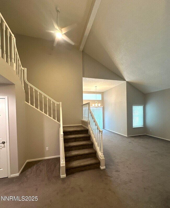 Building Photo - 5256 Santa Lupe Ave