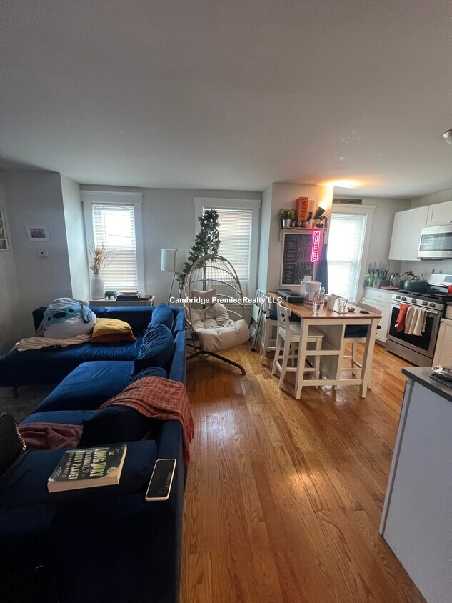 Foto principal - 66 Beacon St