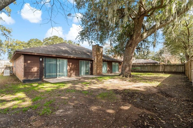 Building Photo - 131 Spanish Moss Ln