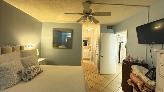 Foto del edificio - 2200 Park Ln