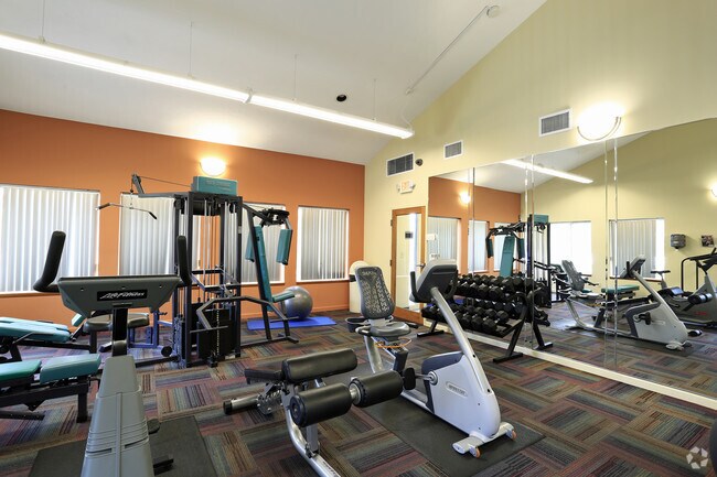 Gimnasio - Big Creek Apartments and Townhouses
