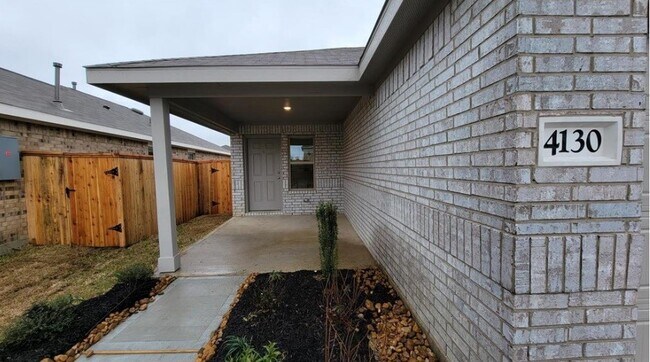 Building Photo - 4130 Zavala Ml St