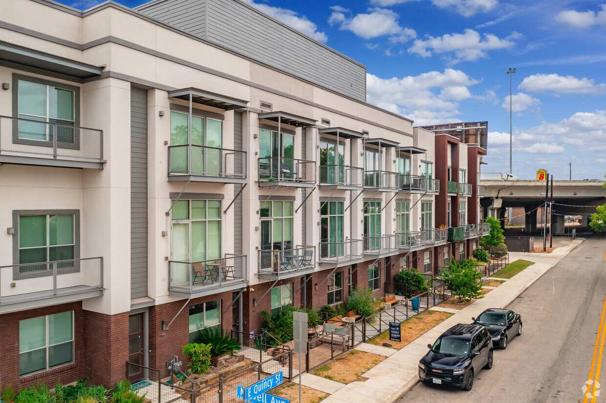 Primary Photo - East Quincy Townhomes