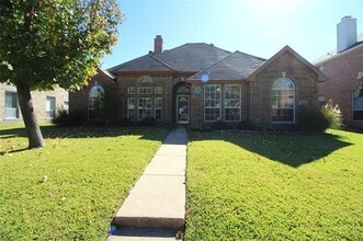 Building Photo - 8502 Linda Vista Dr