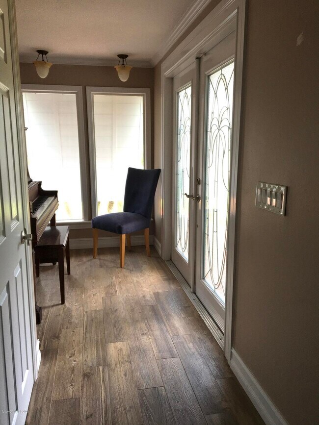 Foto del edificio - 205 Desoto Pkwy