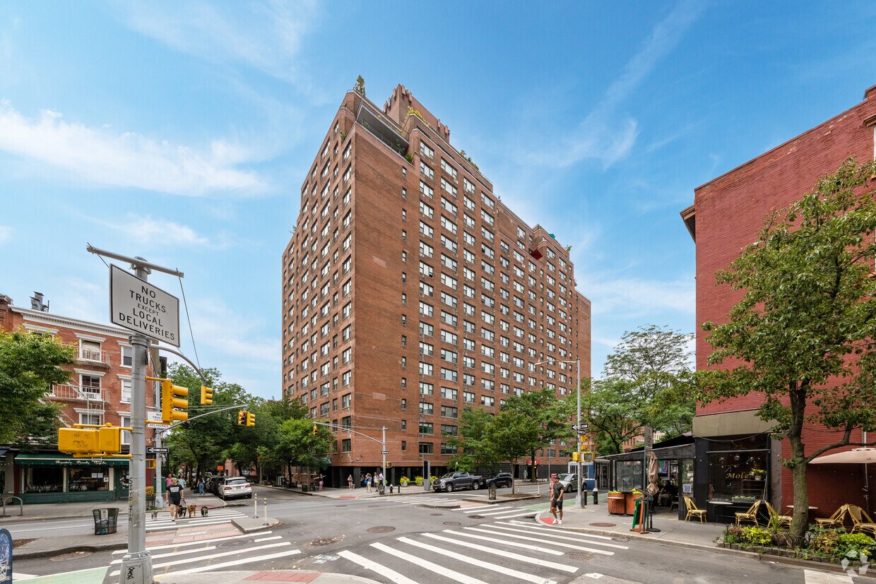 Foto del edificio - Cezanne Apartments