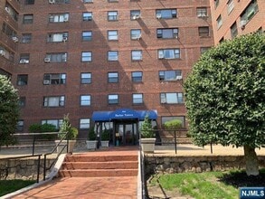 Building Photo - 6515 JFK Blvd E