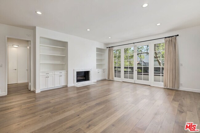 Foto del edificio - 133 S Oakhurst Dr