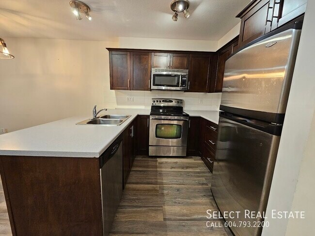 Photo du bâtiment - 46289 Yale Rd