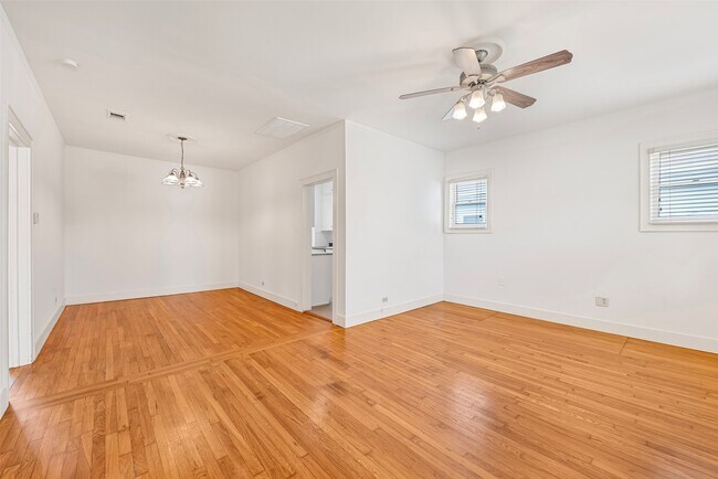 Foto del edificio - 128 E 23rd St
