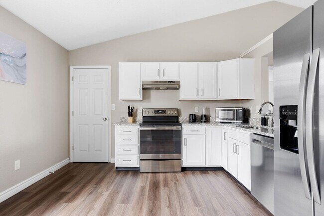 Foto del edificio - 9791 Stonewall Ln