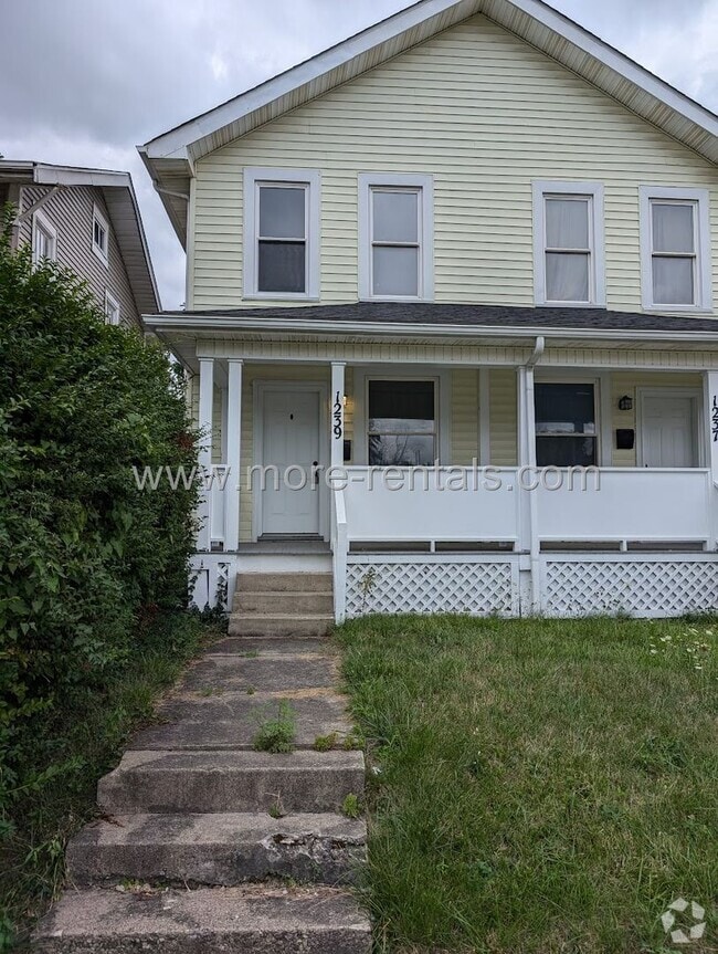 Building Photo - 1237-1239-1239 Atcheson St