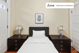 Building Photo - Private bedroom in 5 bed/3 bath Home