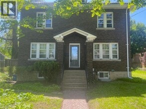 Building Photo - 14 Hopeton St