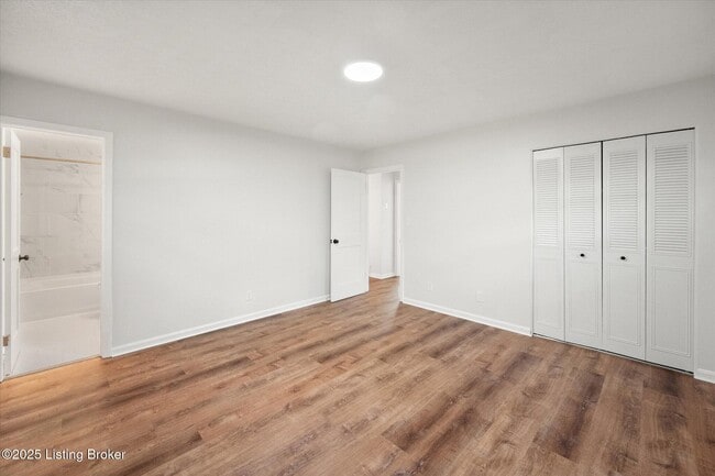 Foto del edificio - 2702 Ballad Blvd