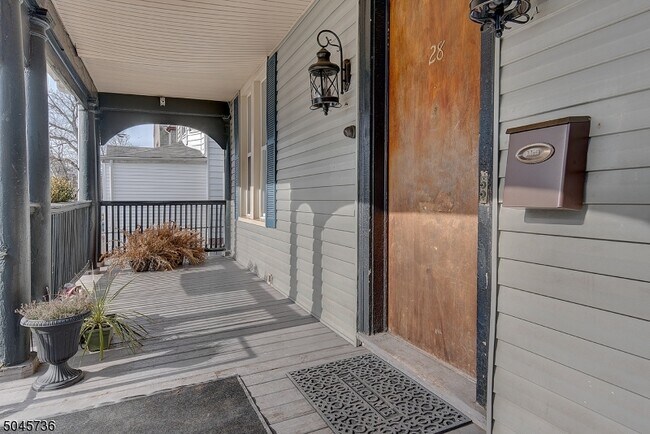 Foto del edificio - 28 Carnegie Ave