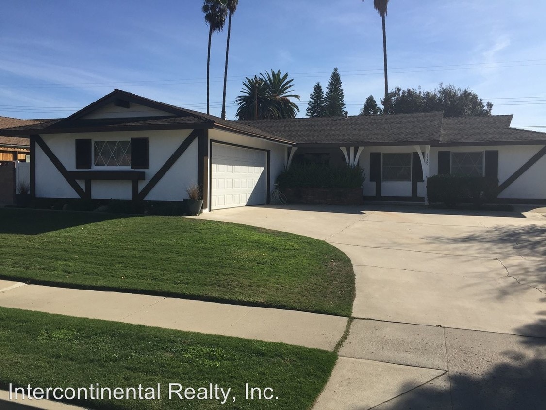 Primary Photo - 1730 Edgemont Dr