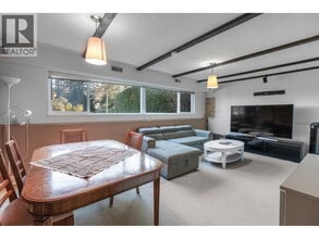 Building Photo - 2528 Belloc St