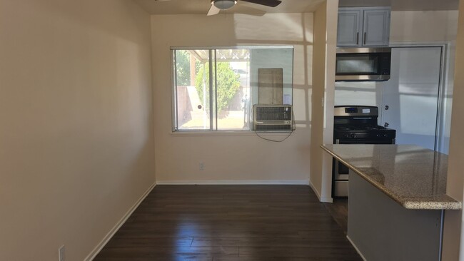 Building Photo - 427 E Avenue J15 Lancaster Ca 93535