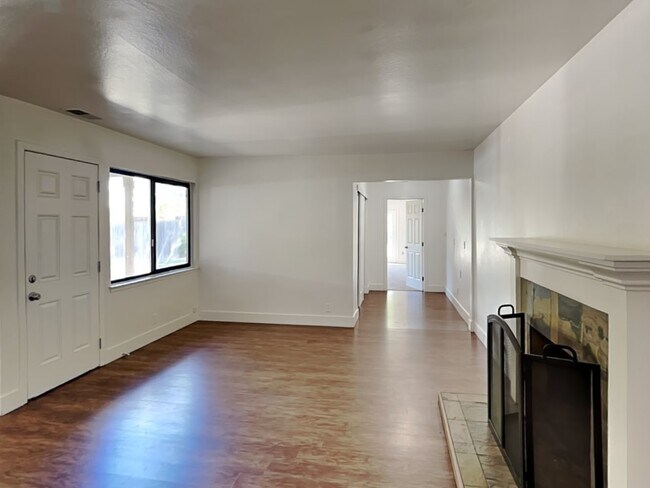 Building Photo - 8158 Lichen Dr