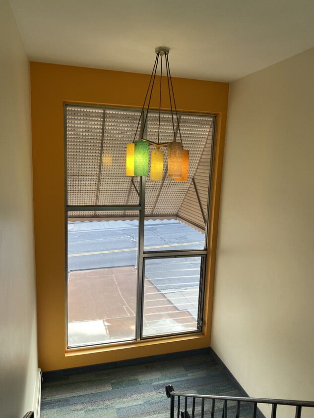 Foto del edificio - 806 W Franklin Ave
