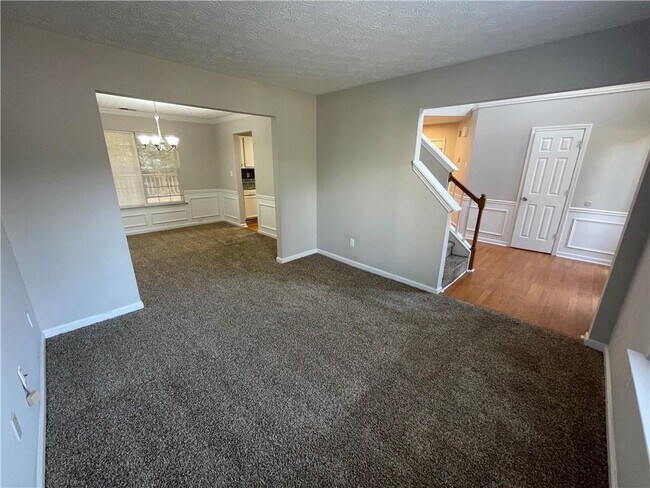 Foto del edificio - 4401 Dickens Ct NW