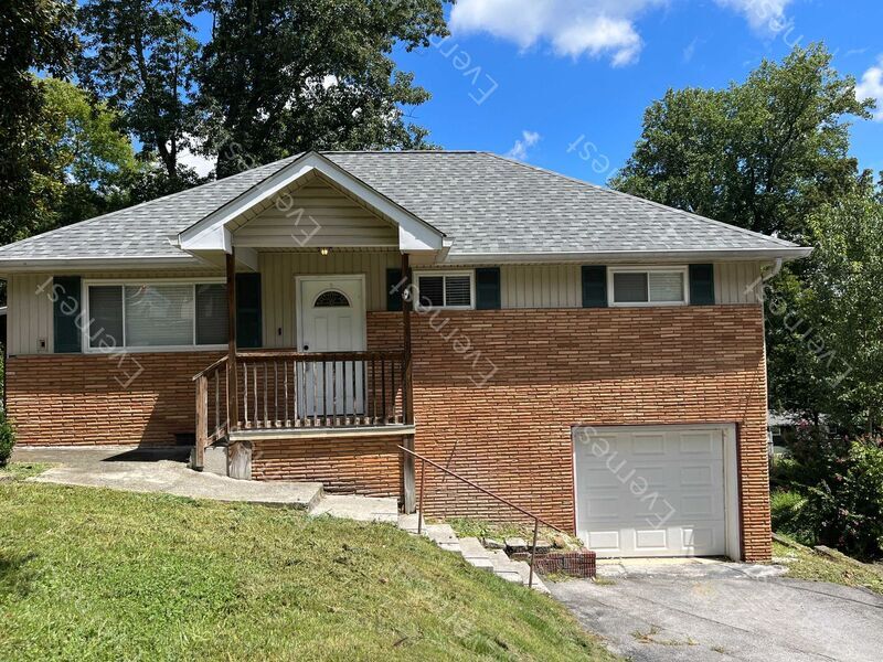 Foto principal - 3111 Moseley Cir