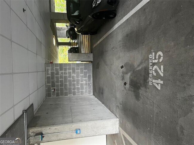 Foto del edificio - 3300 Windy Ridge Pkwy SE