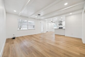 Building Photo - 4947 Cheena Dr