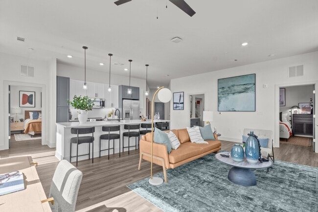 Building Photo - The Holbrook at Town Center