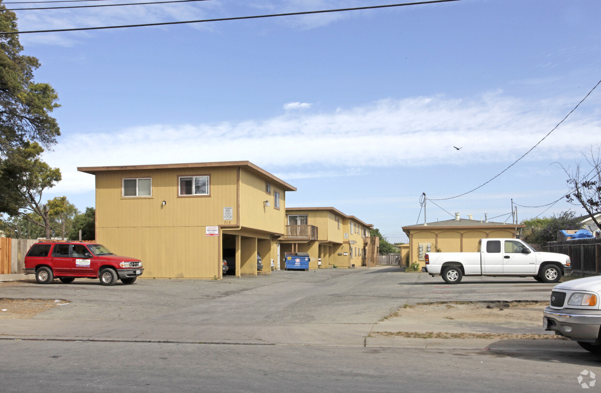 715 Elkington Ave, Salinas, CA 93905 - 715 Elkington Ave Salinas, CA |  