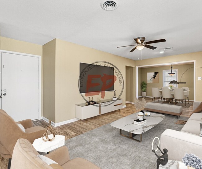 Foto del edificio - 817 Lawrence Dr