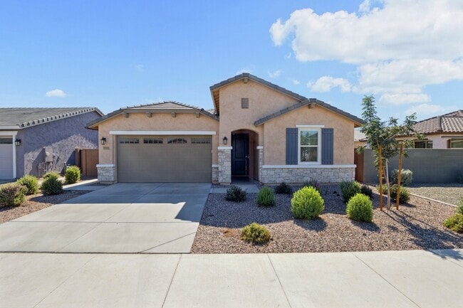 Building Photo - 3315 S Piedra Cir