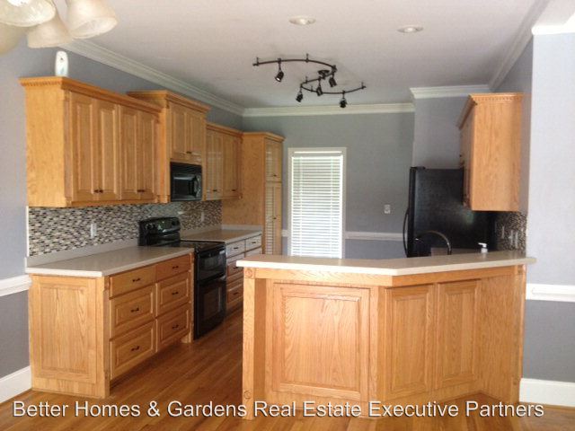 Building Photo - 497 Sugarcreek Dr