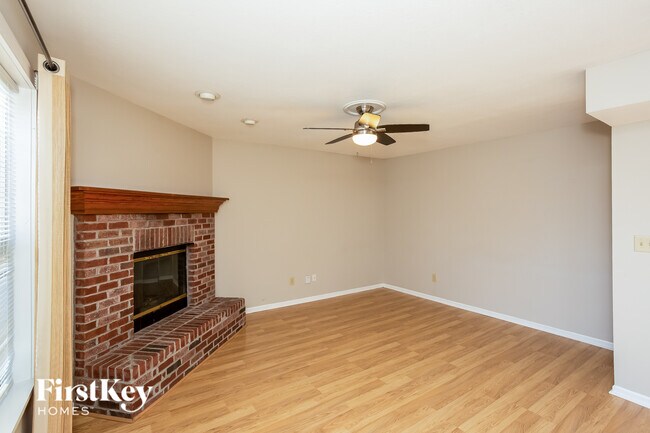 Building Photo - 896 Preakness Dr