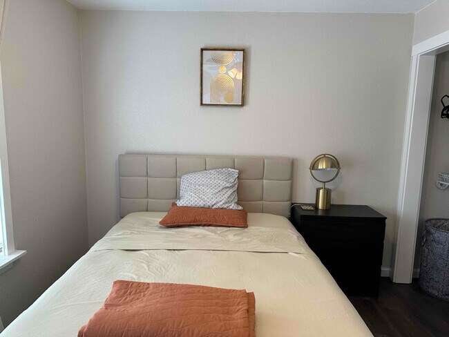 Foto del edificio - 7006 67th St NE