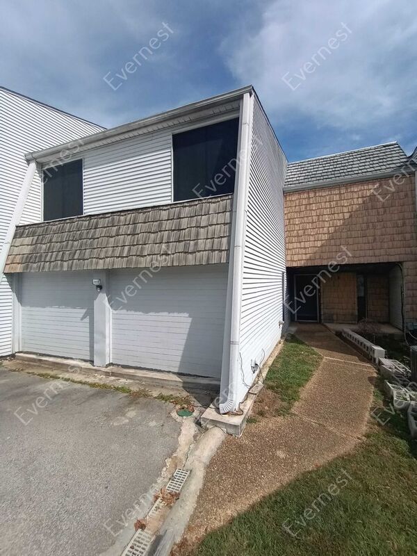 Foto del edificio - 16 Berrywood Dr