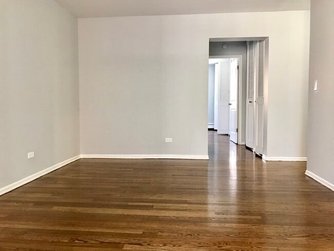 Foto del edificio - 6021 N Winthrop Ave