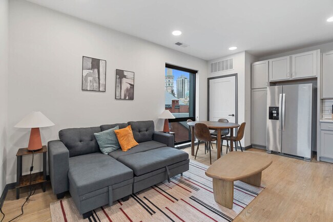 Building Photo - 423 E Michigan St