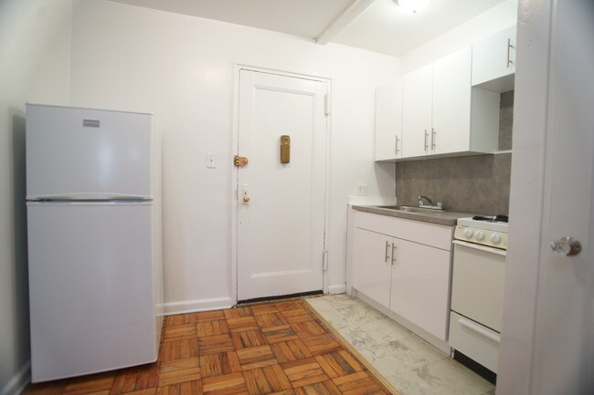 Building Photo - 8105 4th Ave