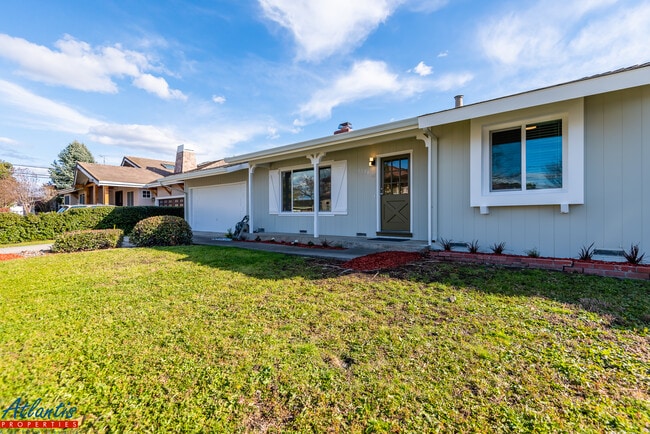 Building Photo - 6608 Dartmoor Way