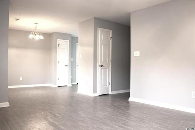 Building Photo - 1013 Mistletoe Ct