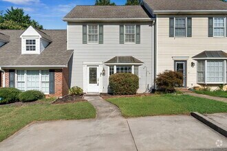 Building Photo - 378 W Pointe Dr