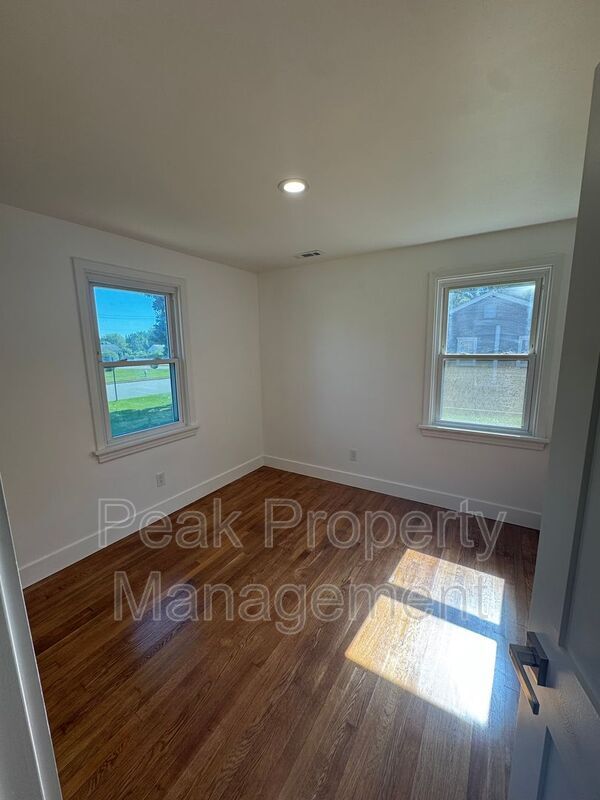 Foto del edificio - 3202 Gaulding Ln