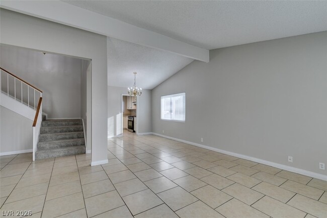 Building Photo - 2340 Belvedere Dr