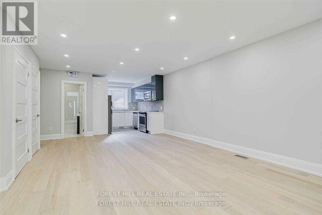 Building Photo - 63 Argyle St